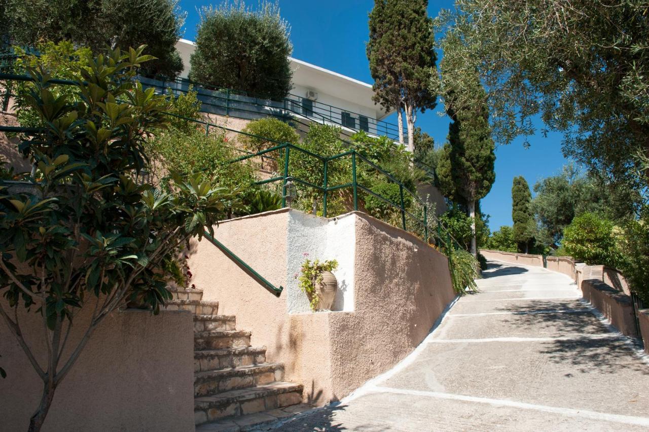 Thalia'S House Apartment ปาเลโอกัสไตรซา ภายนอก รูปภาพ